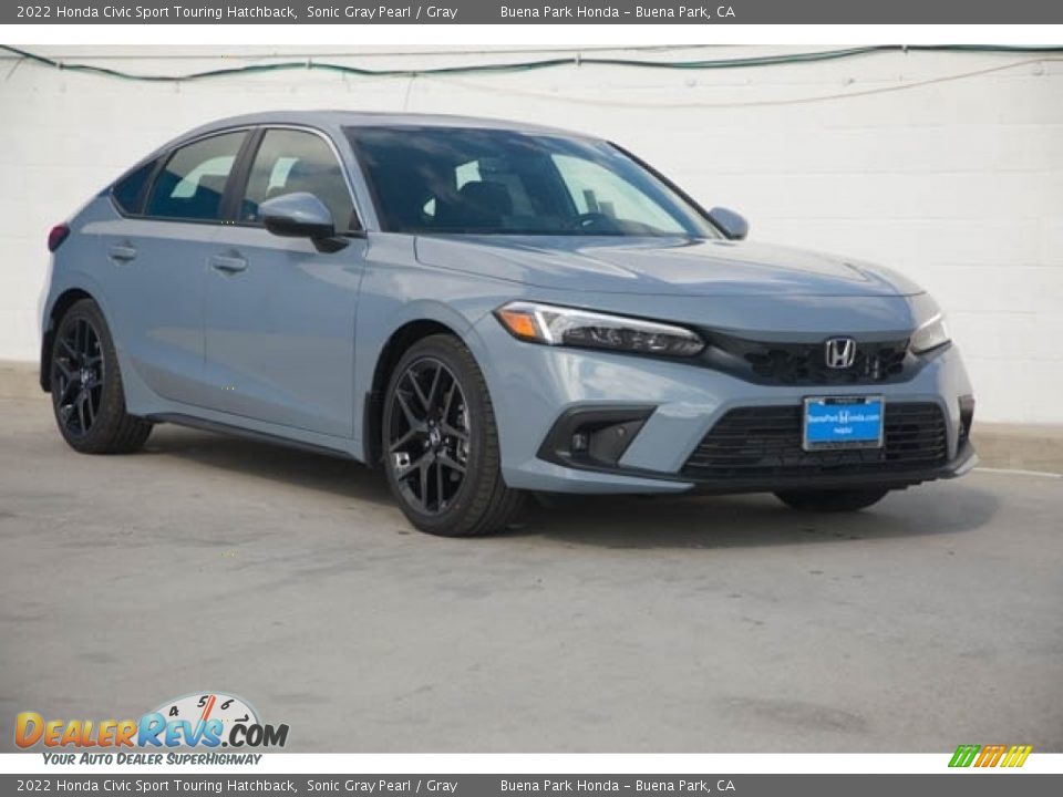 Front 3/4 View of 2022 Honda Civic Sport Touring Hatchback Photo #1