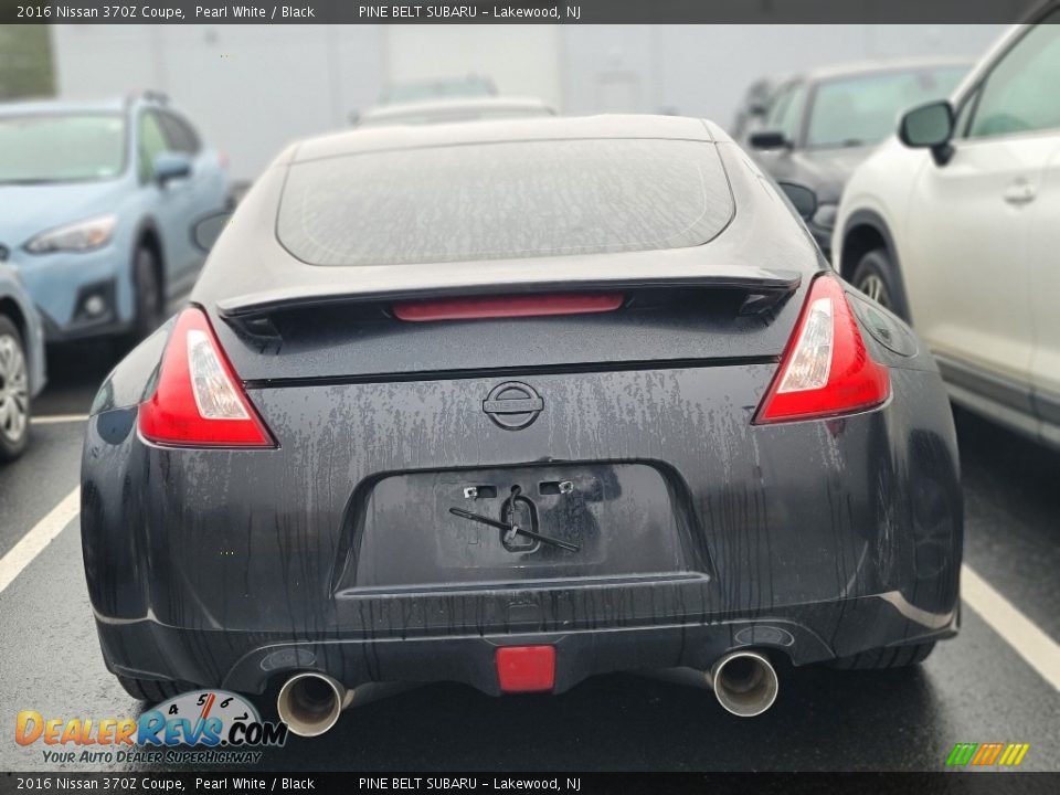 2016 Nissan 370Z Coupe Pearl White / Black Photo #3