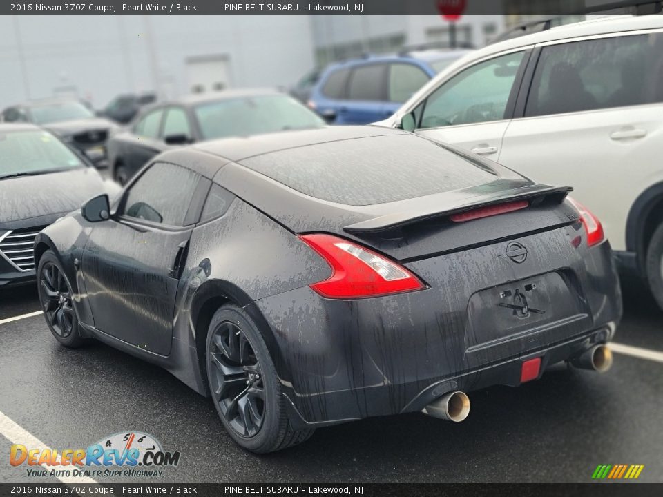 2016 Nissan 370Z Coupe Pearl White / Black Photo #4