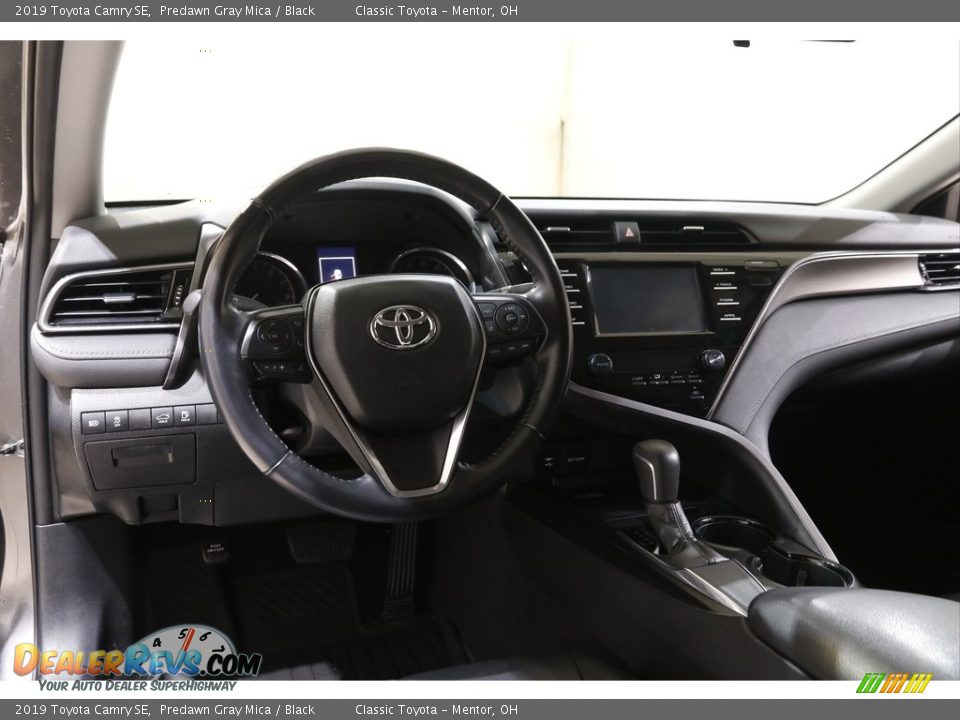 2019 Toyota Camry SE Predawn Gray Mica / Black Photo #6