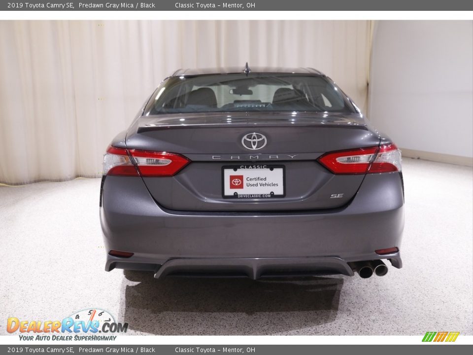 2019 Toyota Camry SE Predawn Gray Mica / Black Photo #16
