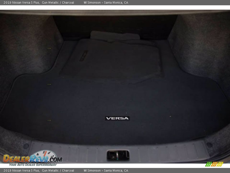 2019 Nissan Versa S Plus Gun Metallic / Charcoal Photo #19