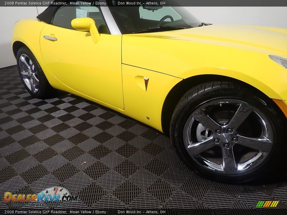 2008 Pontiac Solstice GXP Roadster Mean Yellow / Ebony Photo #3