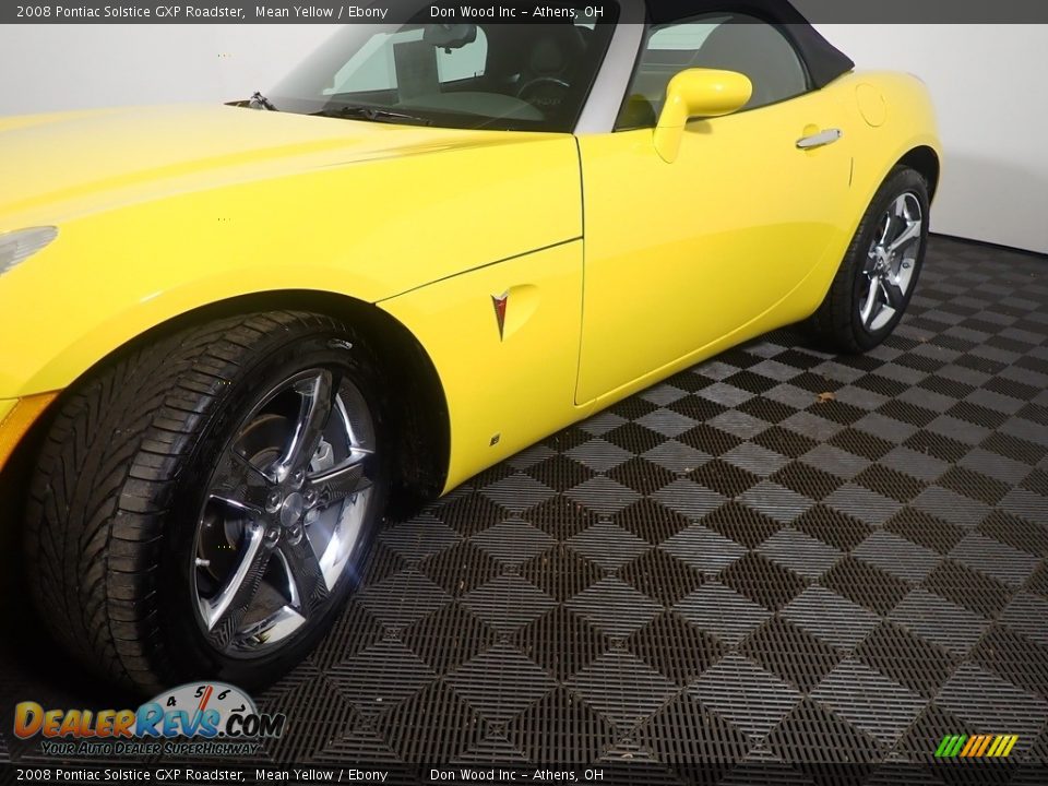 2008 Pontiac Solstice GXP Roadster Mean Yellow / Ebony Photo #8