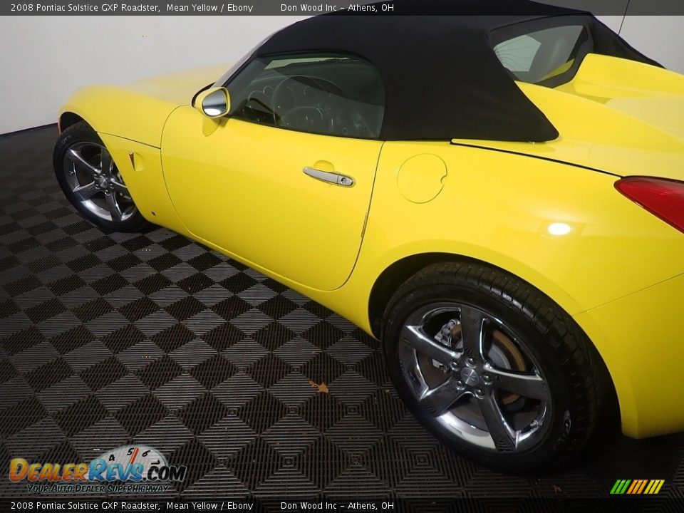 2008 Pontiac Solstice GXP Roadster Mean Yellow / Ebony Photo #14