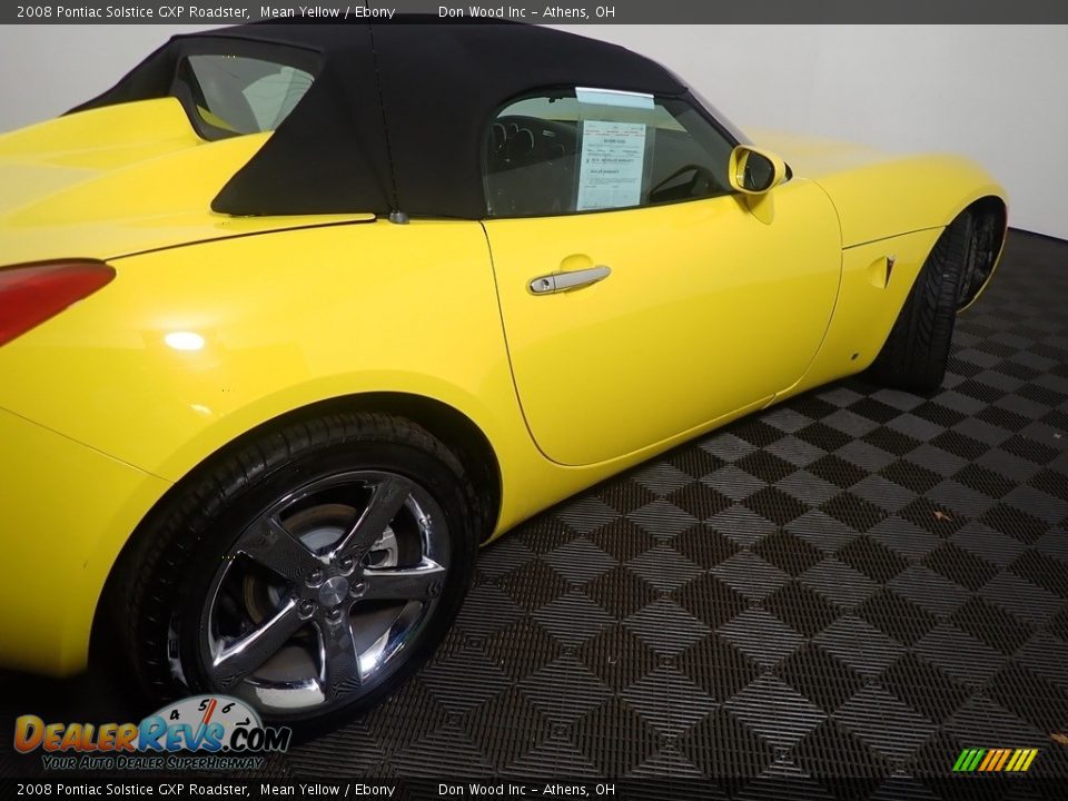 2008 Pontiac Solstice GXP Roadster Mean Yellow / Ebony Photo #15