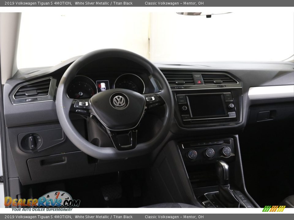 2019 Volkswagen Tiguan S 4MOTION White Silver Metallic / Titan Black Photo #6