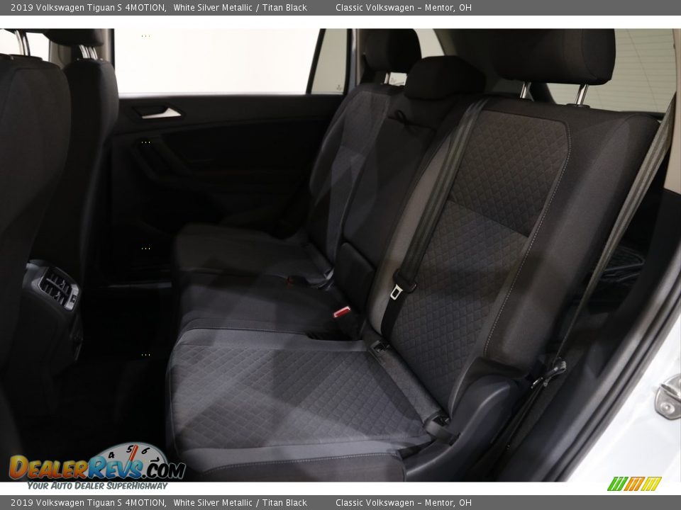 2019 Volkswagen Tiguan S 4MOTION White Silver Metallic / Titan Black Photo #15