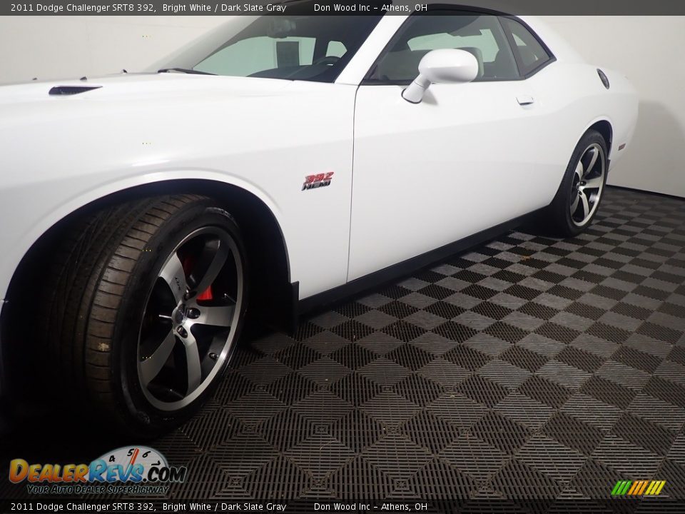 2011 Dodge Challenger SRT8 392 Bright White / Dark Slate Gray Photo #9