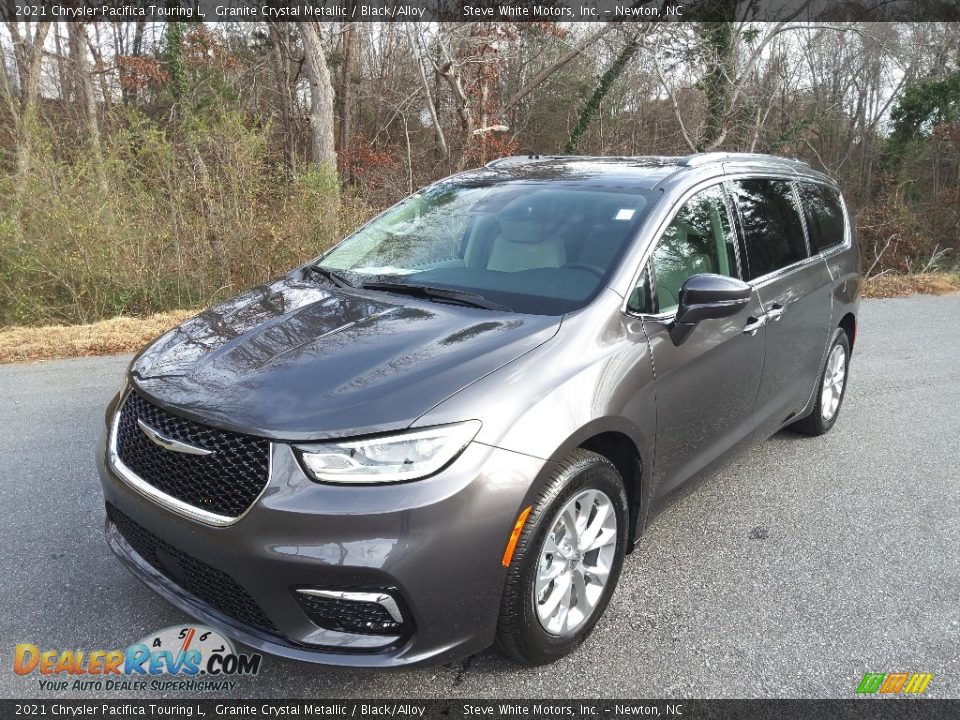 2021 Chrysler Pacifica Touring L Granite Crystal Metallic / Black/Alloy Photo #2