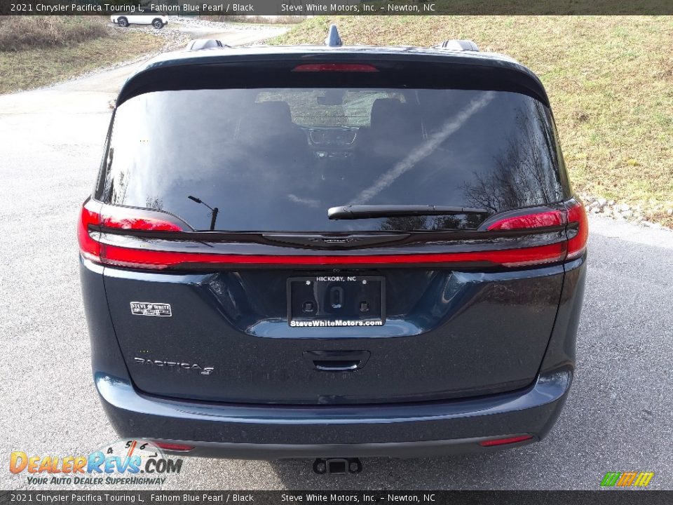 2021 Chrysler Pacifica Touring L Fathom Blue Pearl / Black Photo #7