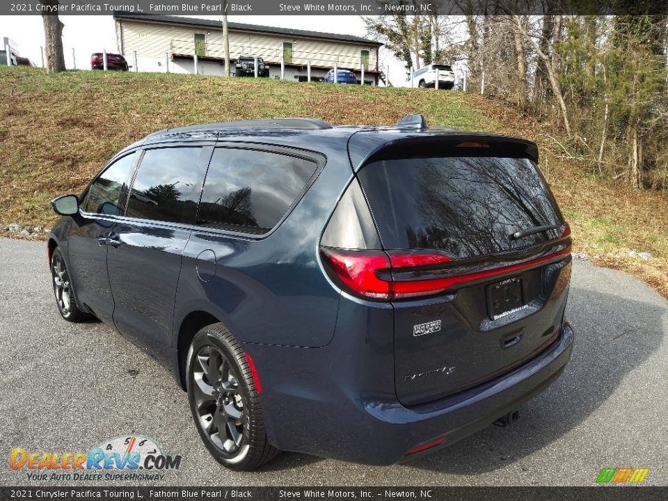 2021 Chrysler Pacifica Touring L Fathom Blue Pearl / Black Photo #8