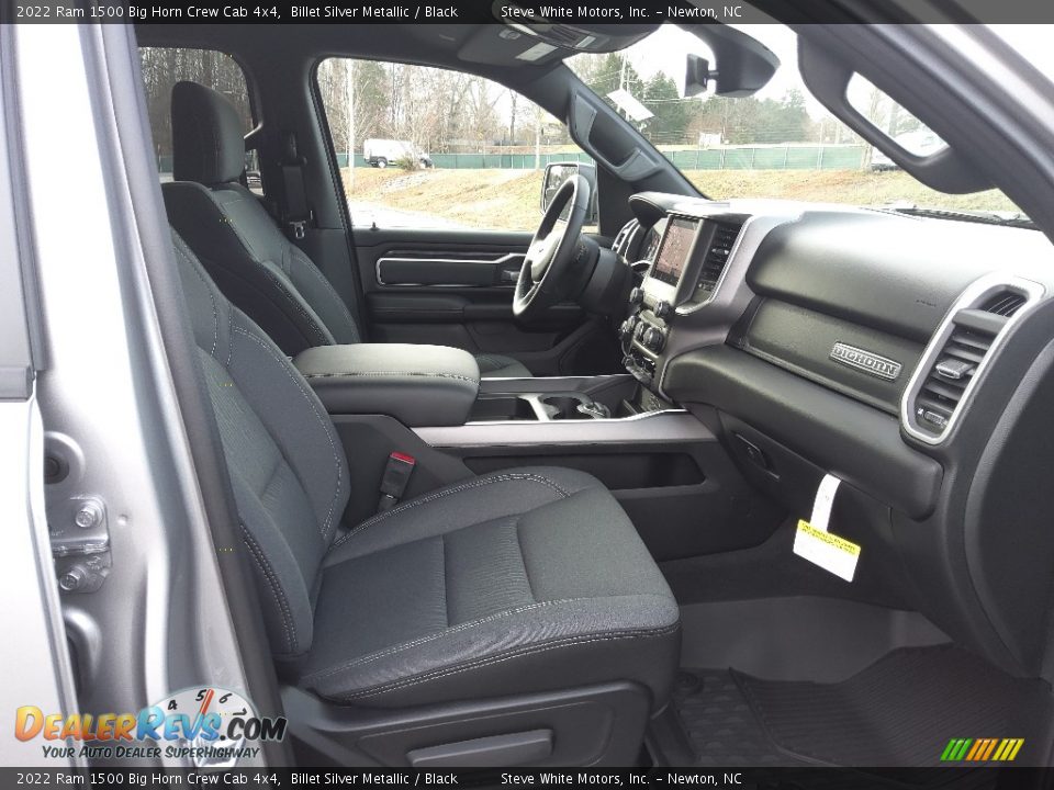 Front Seat of 2022 Ram 1500 Big Horn Crew Cab 4x4 Photo #17