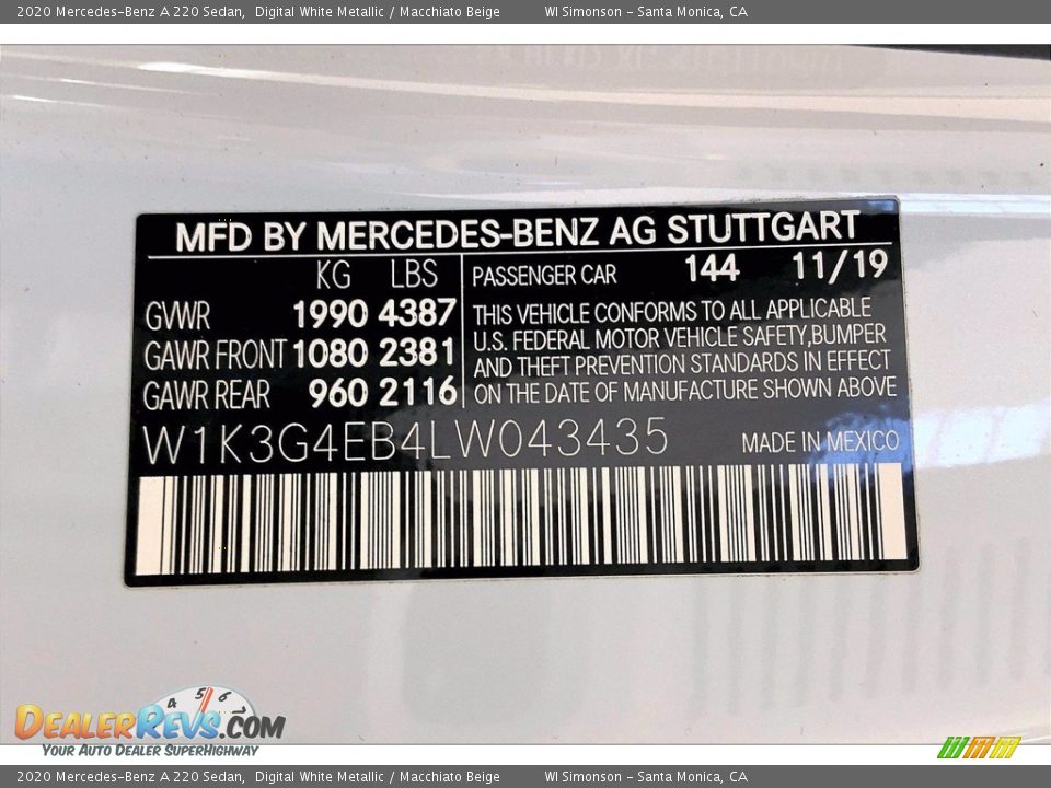 2020 Mercedes-Benz A 220 Sedan Digital White Metallic / Macchiato Beige Photo #33