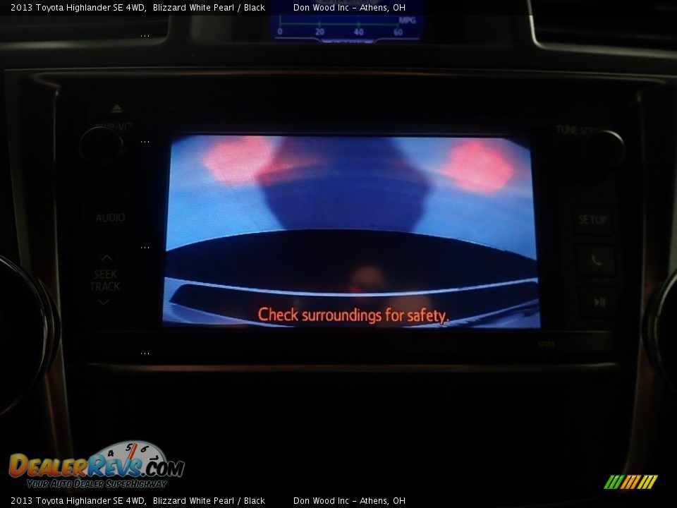 2013 Toyota Highlander SE 4WD Blizzard White Pearl / Black Photo #4