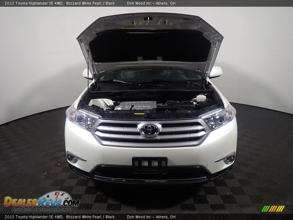 2013 Toyota Highlander SE 4WD Blizzard White Pearl / Black Photo #8