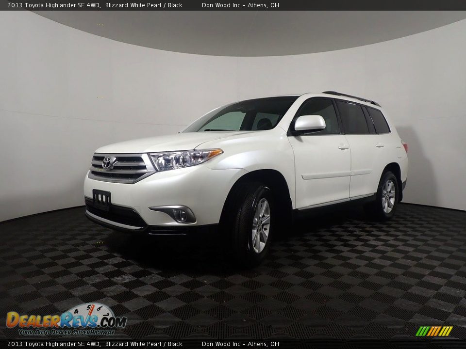 2013 Toyota Highlander SE 4WD Blizzard White Pearl / Black Photo #10