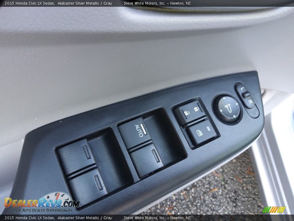 2015 Honda Civic LX Sedan Alabaster Silver Metallic / Gray Photo #12