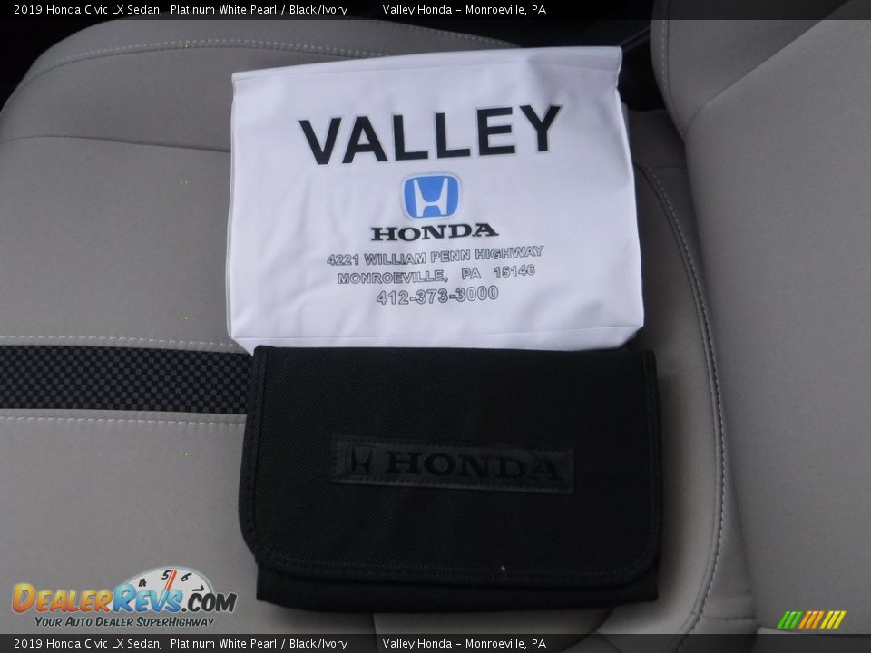 2019 Honda Civic LX Sedan Platinum White Pearl / Black/Ivory Photo #24