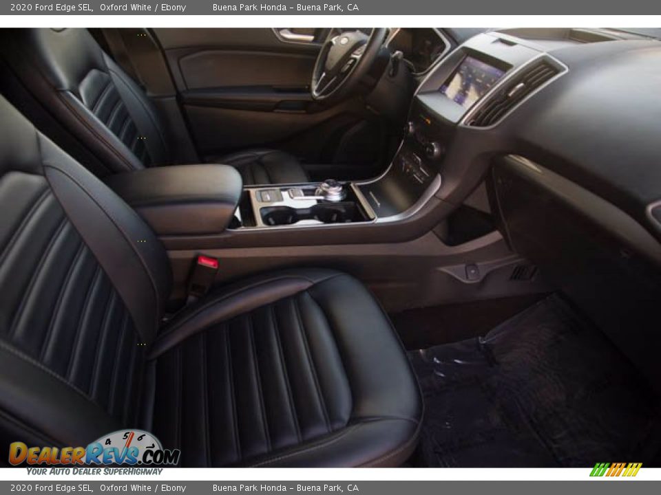 2020 Ford Edge SEL Oxford White / Ebony Photo #19