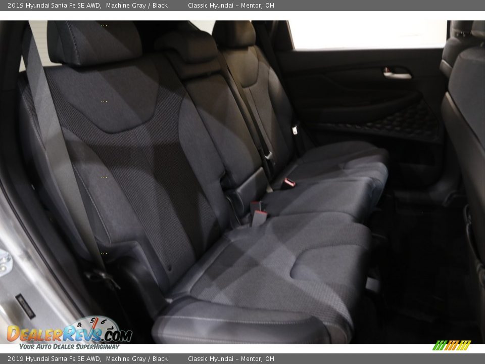 2019 Hyundai Santa Fe SE AWD Machine Gray / Black Photo #15