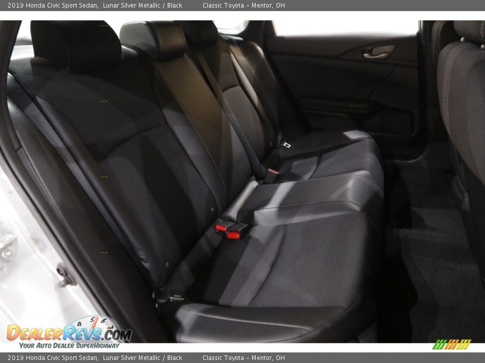 2019 Honda Civic Sport Sedan Lunar Silver Metallic / Black Photo #15