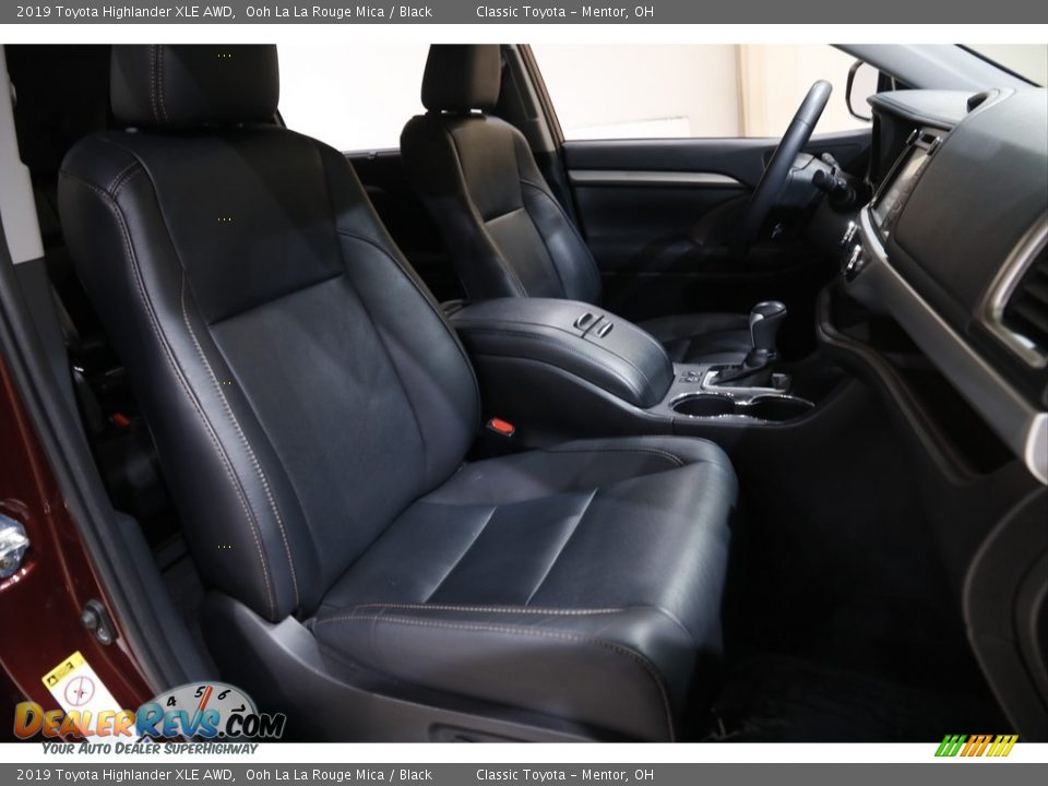 2019 Toyota Highlander XLE AWD Ooh La La Rouge Mica / Black Photo #15