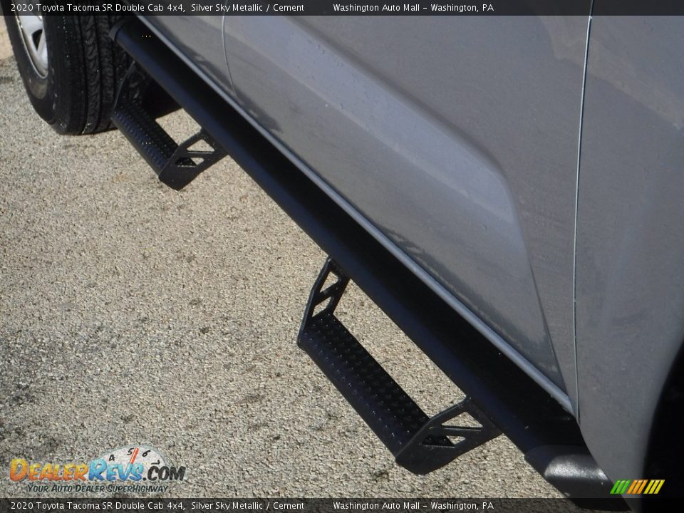 2020 Toyota Tacoma SR Double Cab 4x4 Silver Sky Metallic / Cement Photo #10