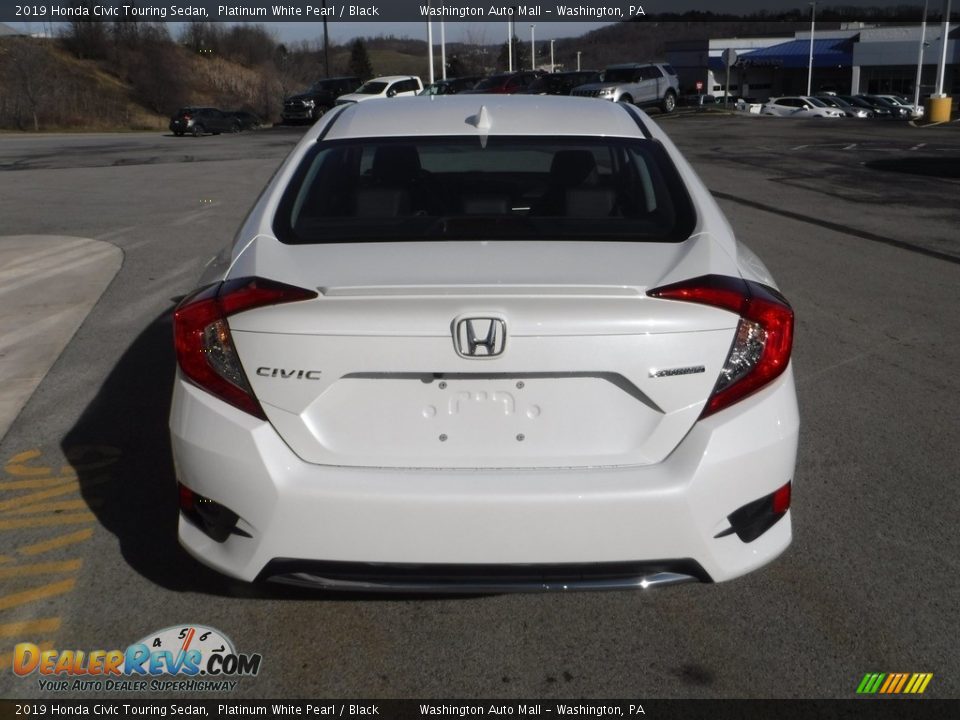 2019 Honda Civic Touring Sedan Platinum White Pearl / Black Photo #9