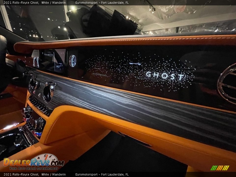 Dashboard of 2021 Rolls-Royce Ghost  Photo #7