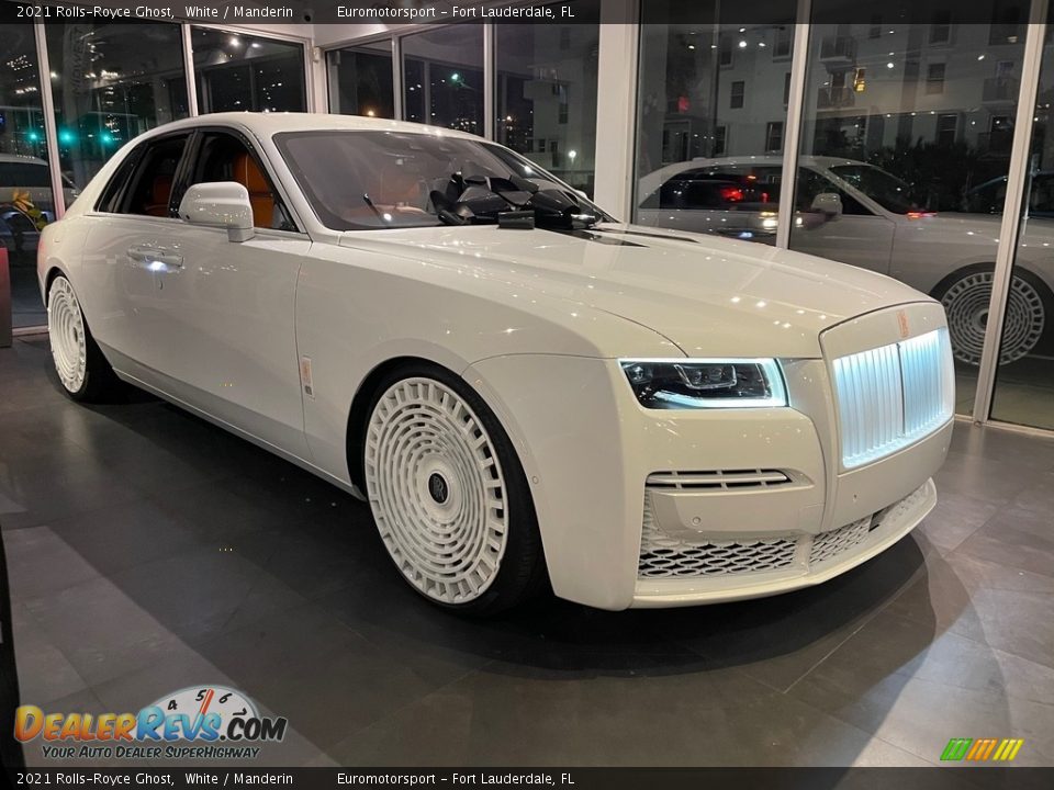 White 2021 Rolls-Royce Ghost  Photo #11