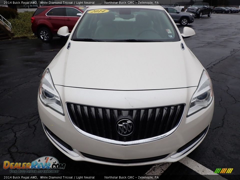 2014 Buick Regal AWD White Diamond Tricoat / Light Neutral Photo #3