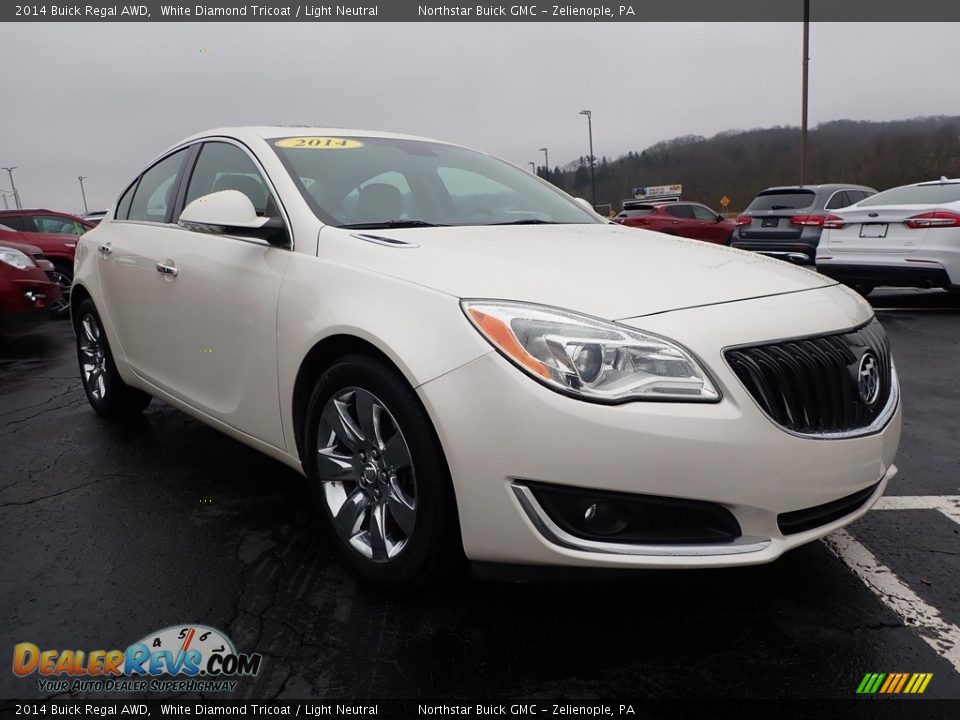 White Diamond Tricoat 2014 Buick Regal AWD Photo #4