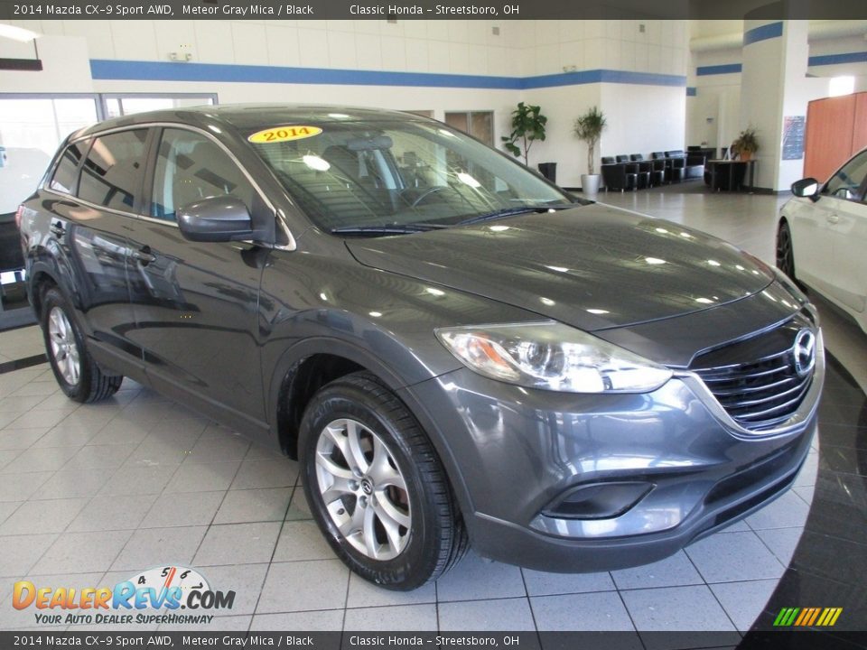 Front 3/4 View of 2014 Mazda CX-9 Sport AWD Photo #3