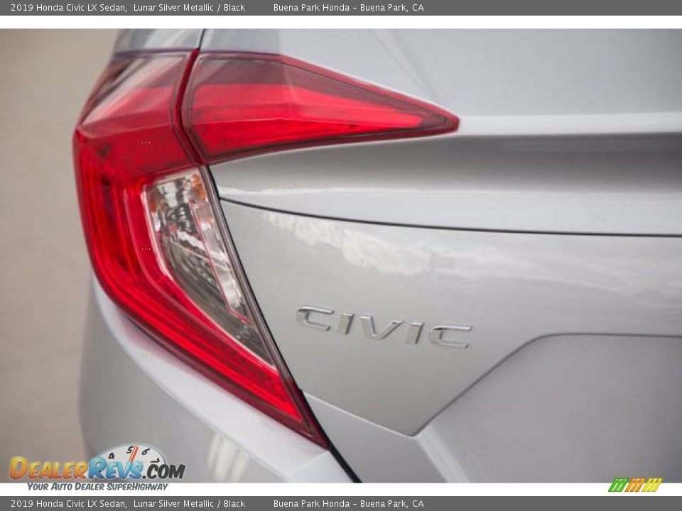 2019 Honda Civic LX Sedan Lunar Silver Metallic / Black Photo #12