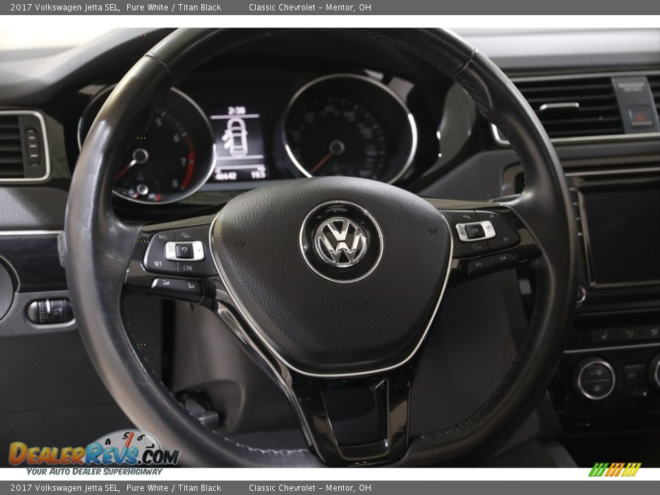 2017 Volkswagen Jetta SEL Steering Wheel Photo #7