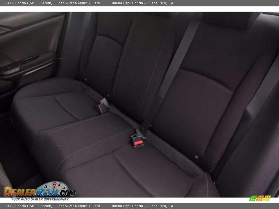2019 Honda Civic LX Sedan Lunar Silver Metallic / Black Photo #19