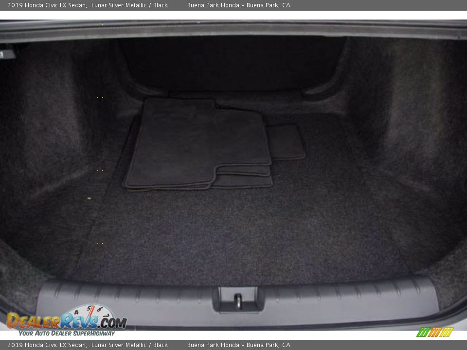 2019 Honda Civic LX Sedan Lunar Silver Metallic / Black Photo #20