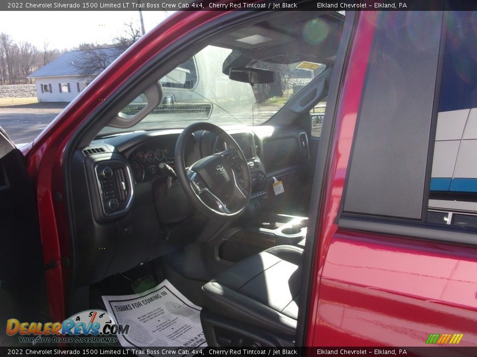 2022 Chevrolet Silverado 1500 Limited LT Trail Boss Crew Cab 4x4 Cherry Red Tintcoat / Jet Black Photo #17