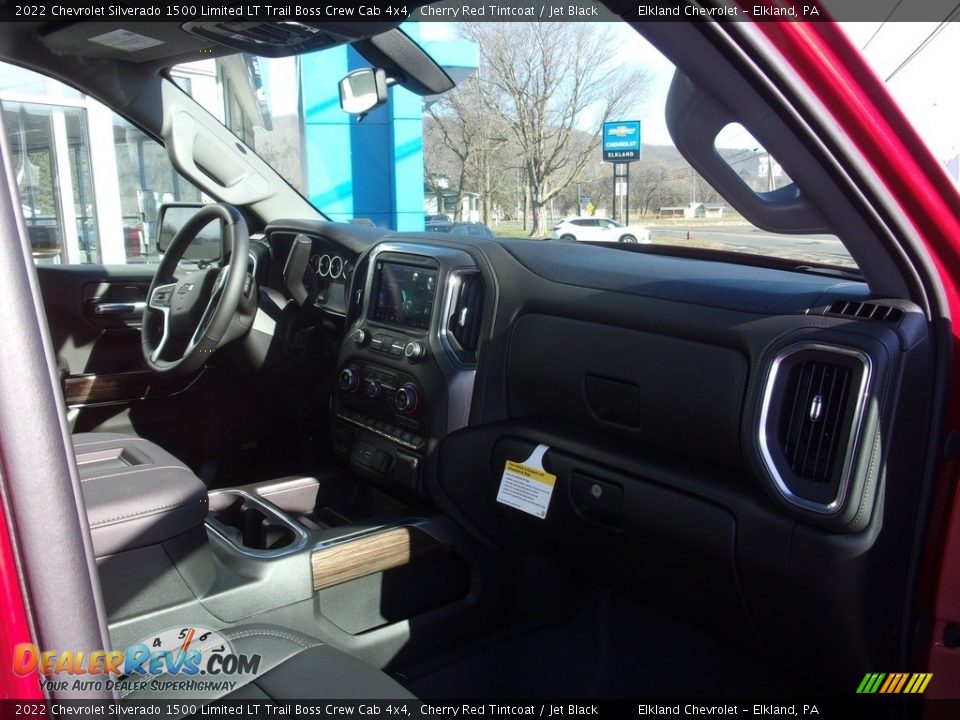2022 Chevrolet Silverado 1500 Limited LT Trail Boss Crew Cab 4x4 Cherry Red Tintcoat / Jet Black Photo #22
