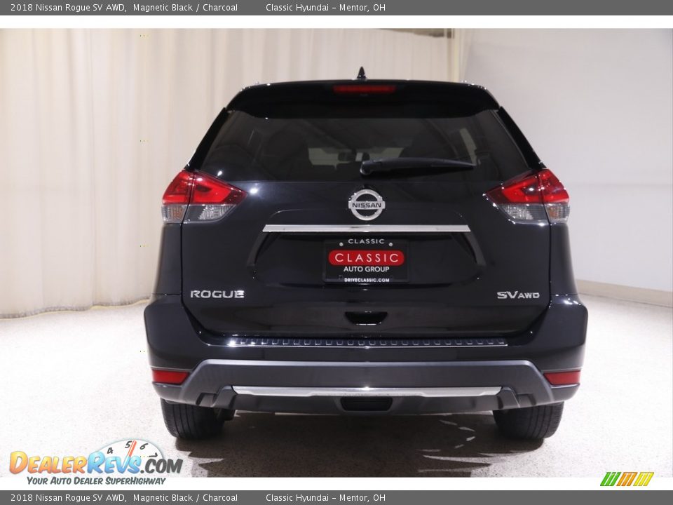 2018 Nissan Rogue SV AWD Magnetic Black / Charcoal Photo #18