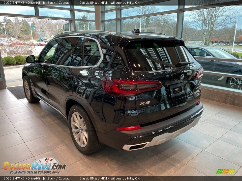 2022 BMW X5 xDrive40i Jet Black / Cognac Photo #2