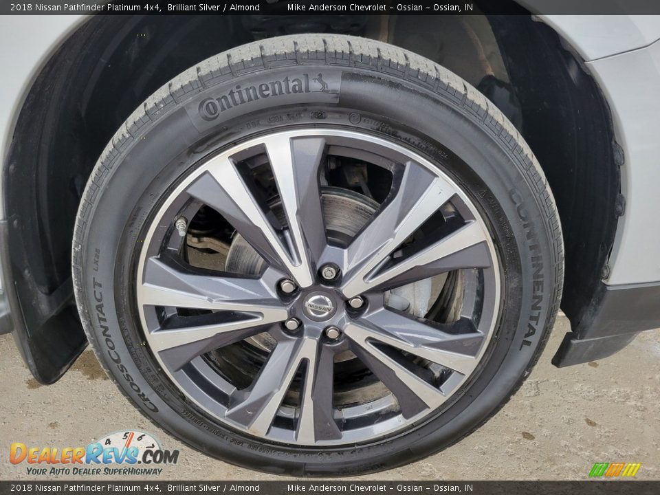 2018 Nissan Pathfinder Platinum 4x4 Brilliant Silver / Almond Photo #12