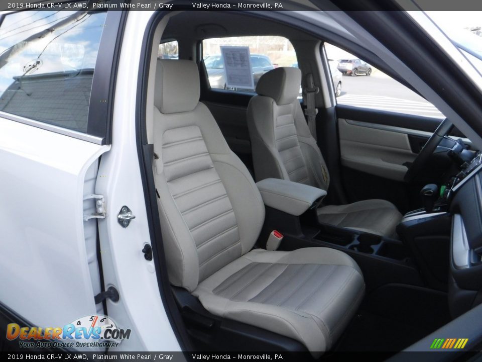 2019 Honda CR-V LX AWD Platinum White Pearl / Gray Photo #16