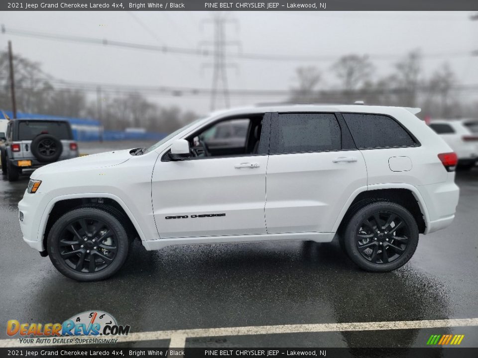 2021 Jeep Grand Cherokee Laredo 4x4 Bright White / Black Photo #19