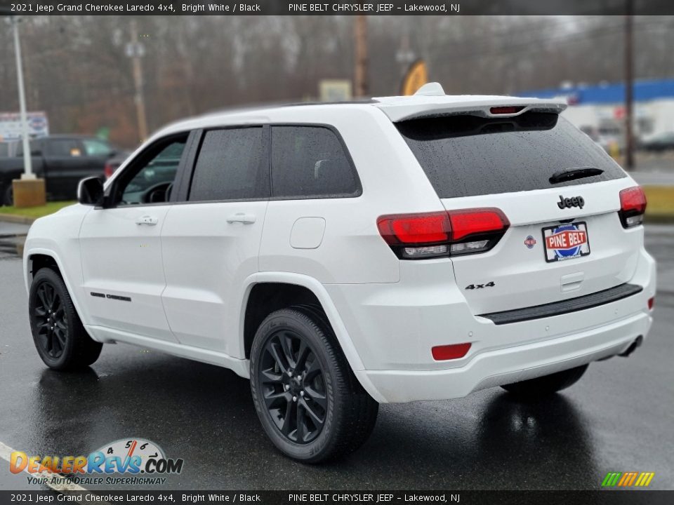 2021 Jeep Grand Cherokee Laredo 4x4 Bright White / Black Photo #20