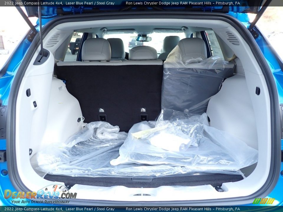 2022 Jeep Compass Latitude 4x4 Laser Blue Pearl / Steel Gray Photo #5