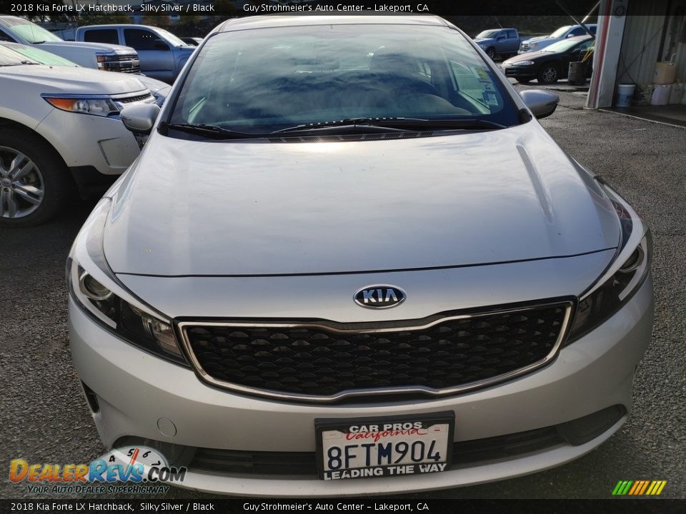 2018 Kia Forte LX Hatchback Silky Silver / Black Photo #2