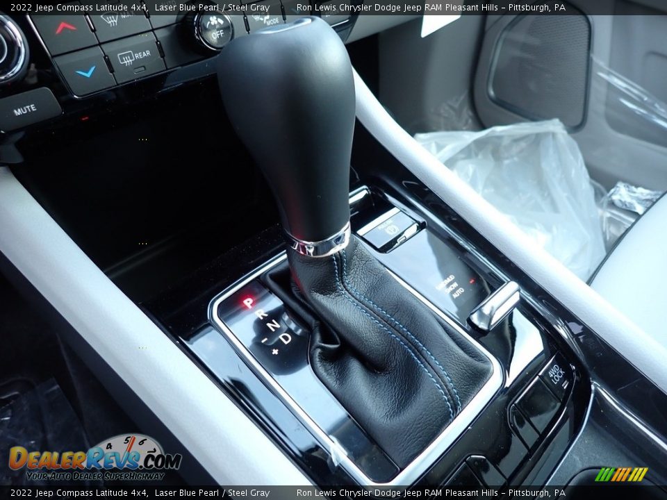 2022 Jeep Compass Latitude 4x4 Laser Blue Pearl / Steel Gray Photo #17