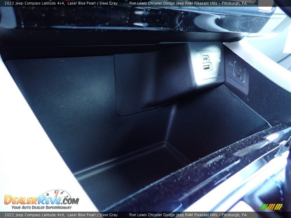 2022 Jeep Compass Latitude 4x4 Laser Blue Pearl / Steel Gray Photo #18